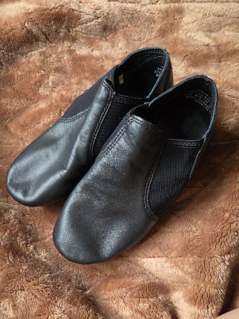 Capezio Leather Black Split-Sole Jazz/Character Dance Shoes - Picture 2 of 10